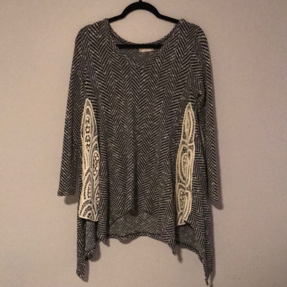 Altar’d State Sweater
